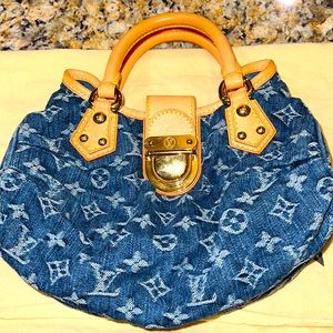 LOUIS VUITTON monogram denim mini pleaty bag. Already authenticated.